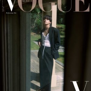 vogue-korea-october-v-cover-e-main