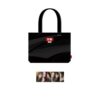 stayc-2025-stayc-tour-stay-tuned-in-seoul-official-md-04-shoulder-bag